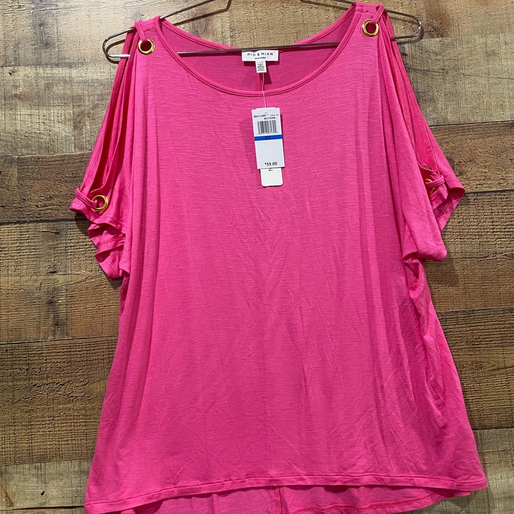 New With Tags Rio & Ryan New York Pink Cold Shoulder Top Size XL